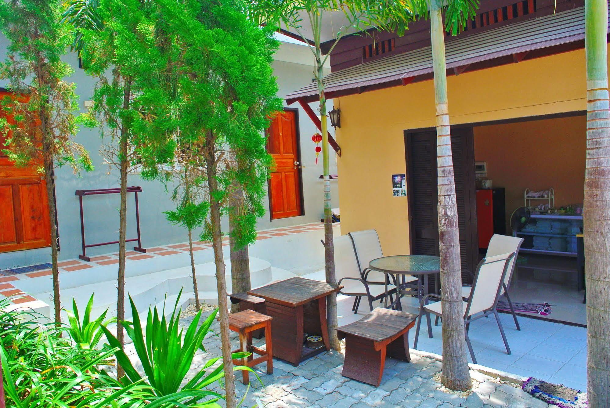 Sarin Guesthouse Ko Tao Exterior foto